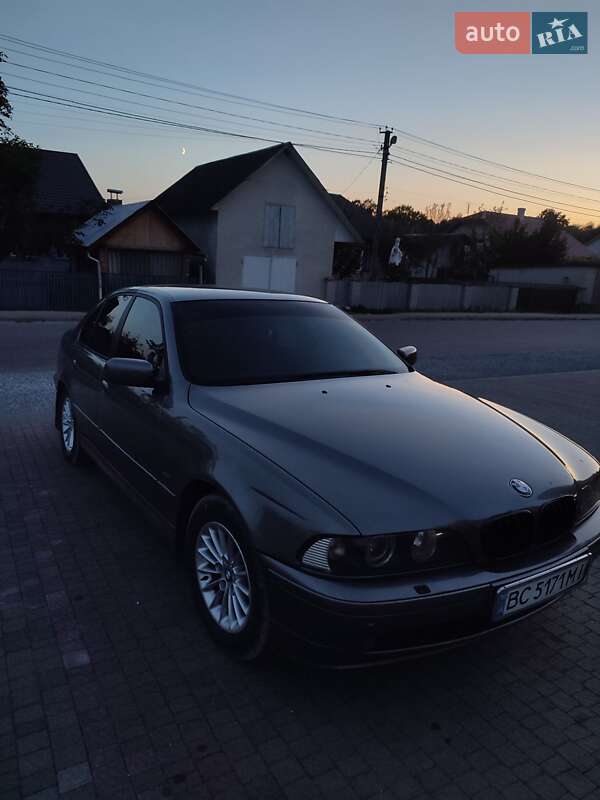 2002 bmw 530i