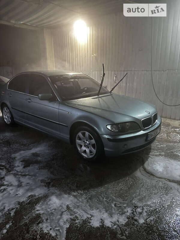 2002 bmw 325i