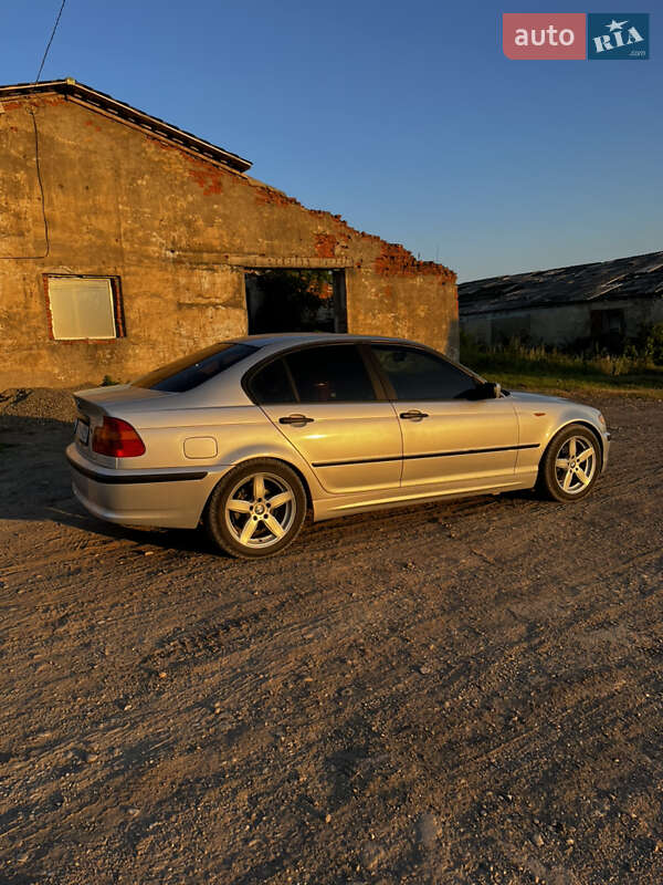 2004 bmw 3 series