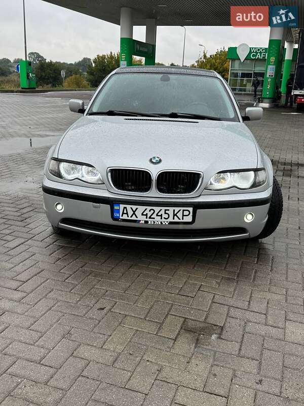 2004 bmw 318i