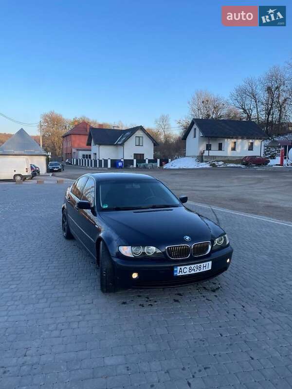 2004 bmw 318i