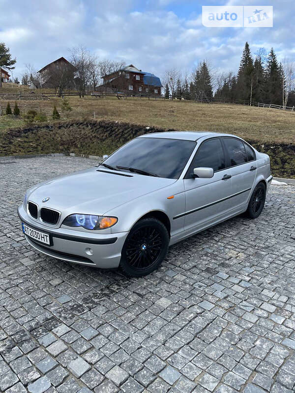 2004 bmw 318i