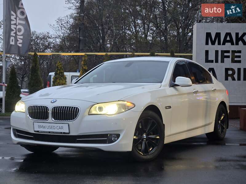 2011 bmw 523i
