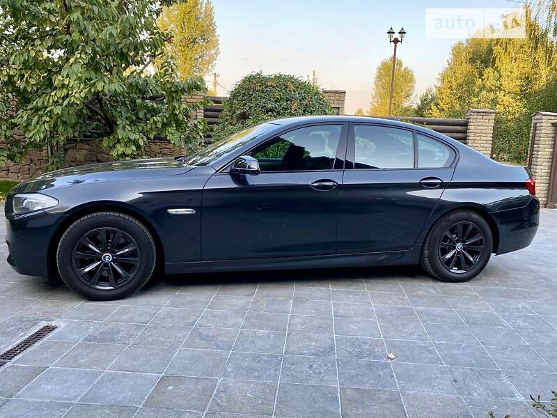2011 bmw 523i