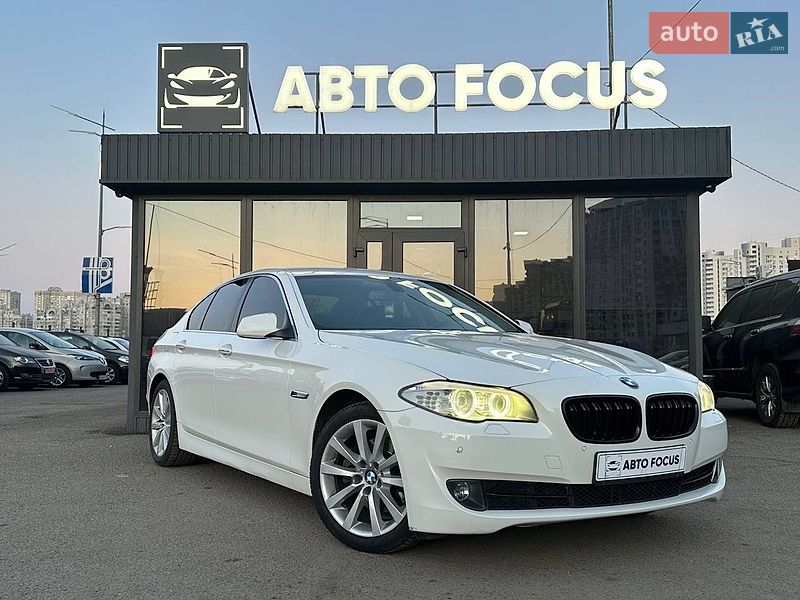 2010 bmw 523i