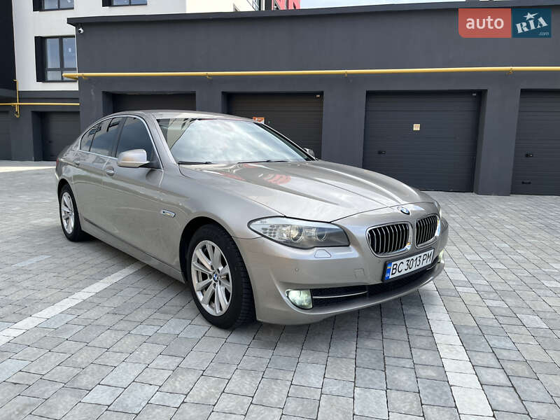 2010 bmw 523i