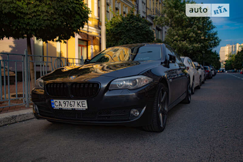 2011 bmw 528i