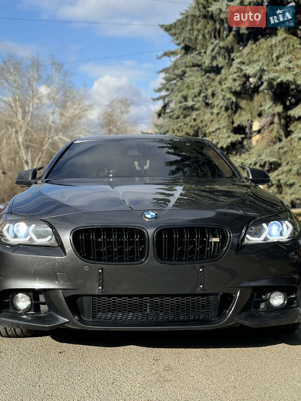 2011 bmw 528i