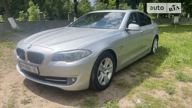 2011 bmw 528i