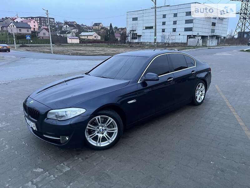 2010 bmw 528i