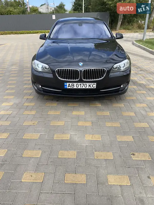 2011 bmw 523i