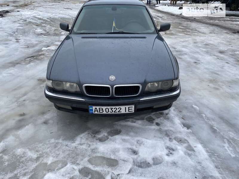 2000 bmw 740