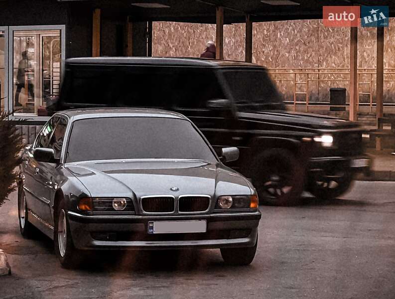 1996 bmw 728