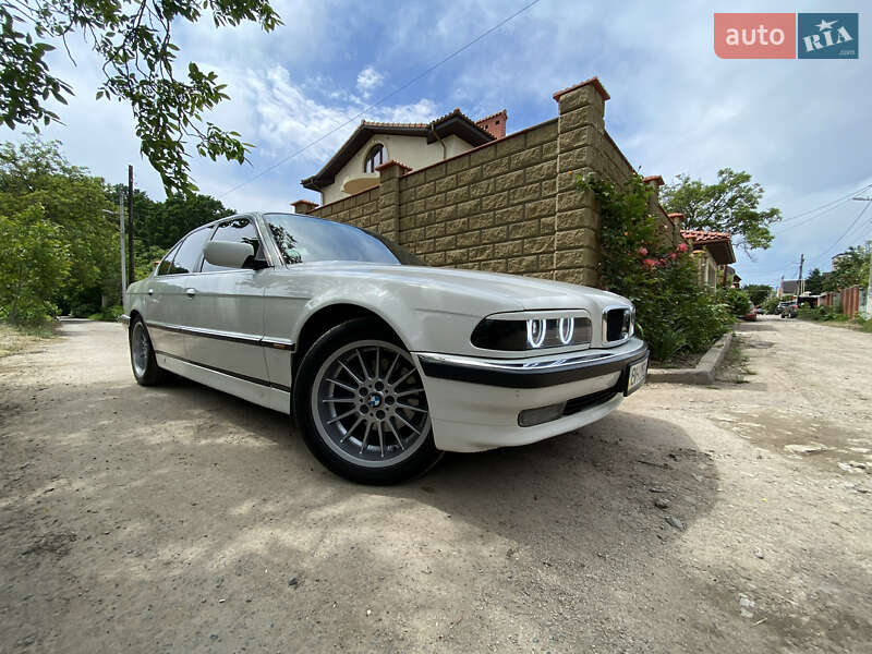 1996 bmw 728i