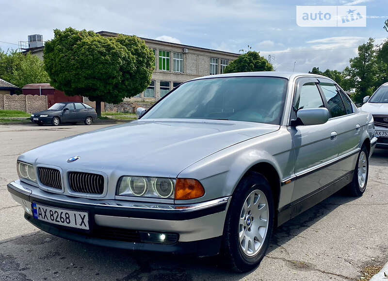 1997 bmw 735i