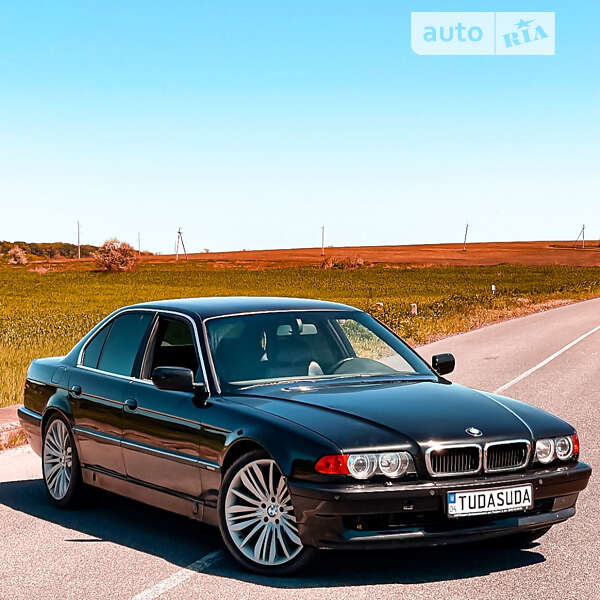 1994 bmw 740i
