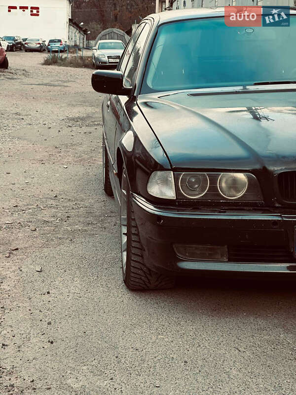 1995 bmw 750i