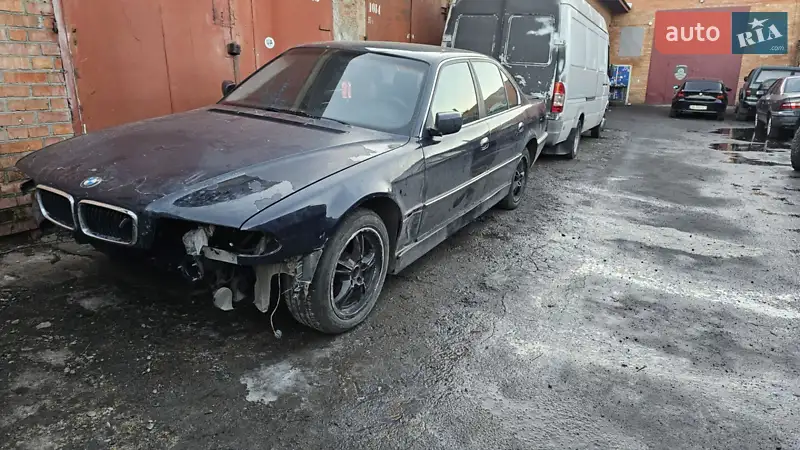 2001 bmw 735i