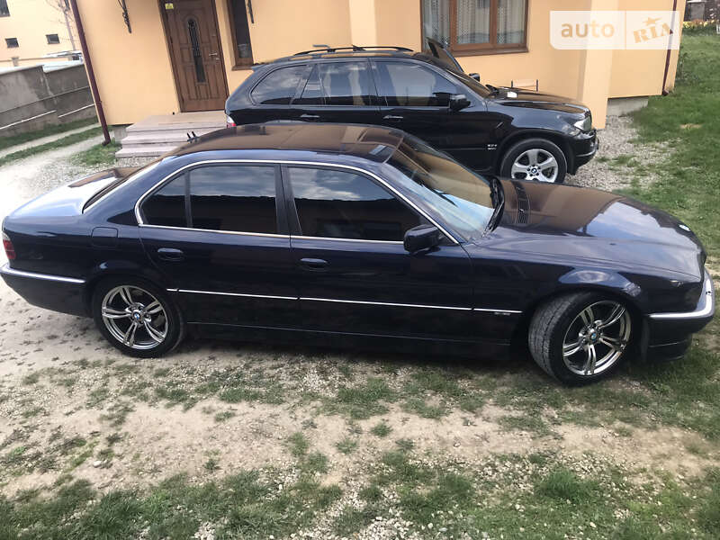 1999 bmw 735i