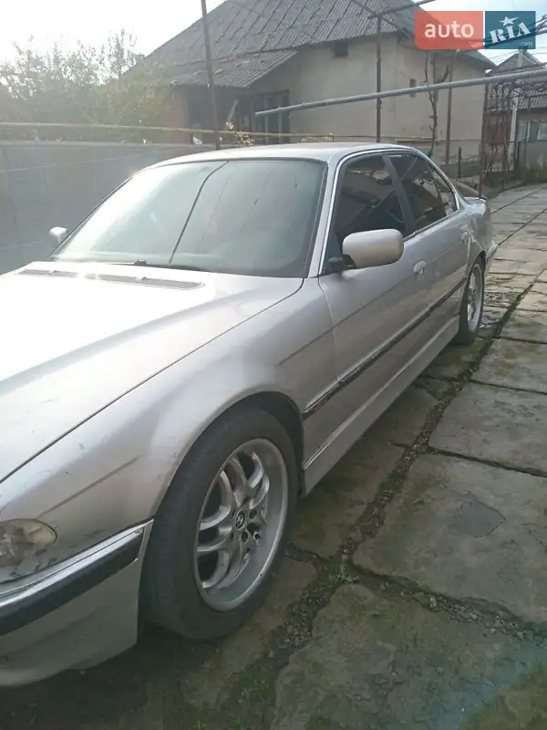 1998 bmw 735i