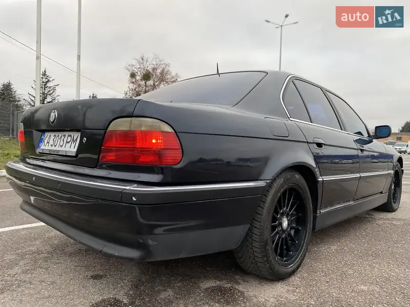 2000 bmw 735i