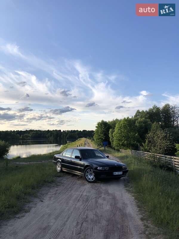 1999 bmw 740i