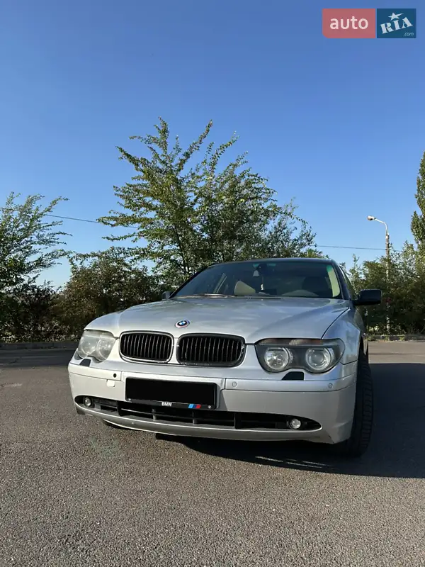 2004 bmw 730i