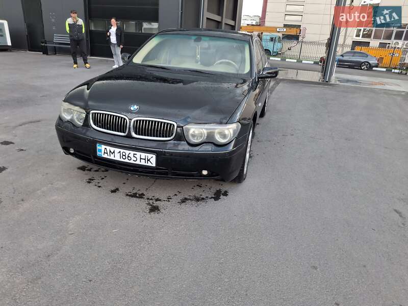 2003 bmw 735i