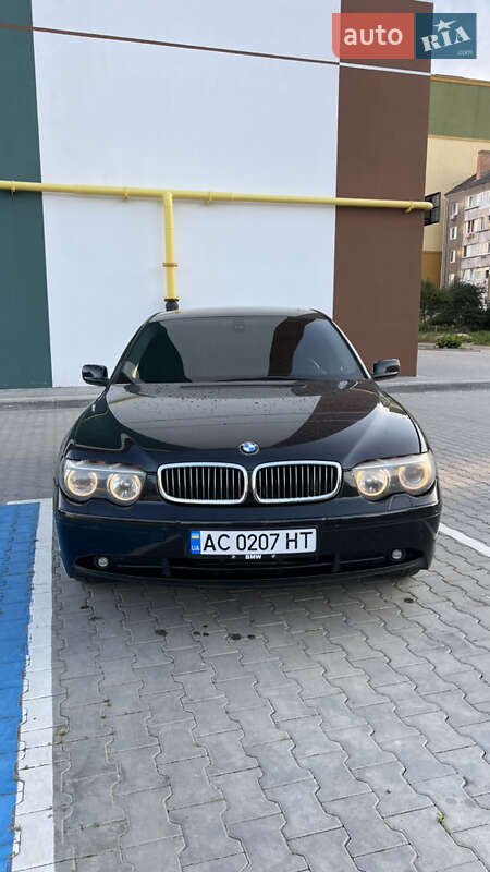 2004 bmw 735i