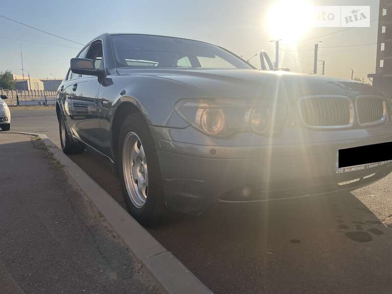 2002 bmw 735i