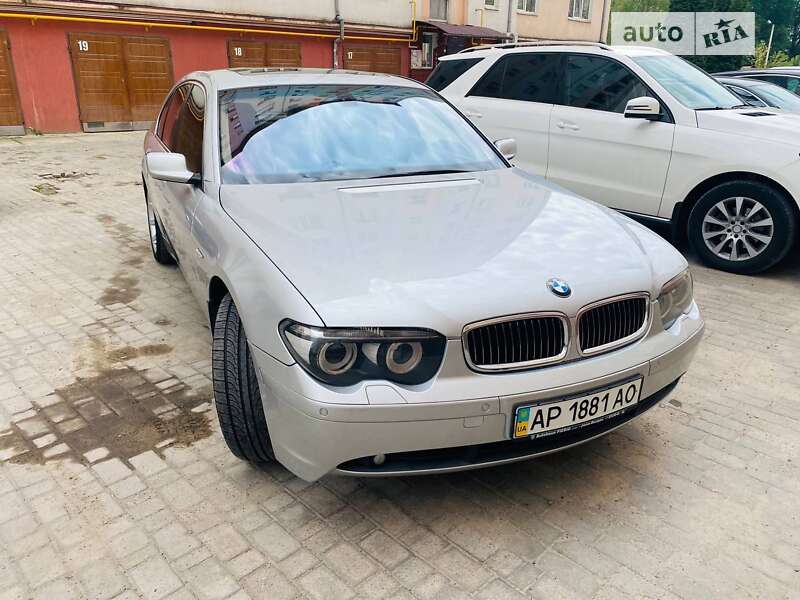 2004 bmw 745i