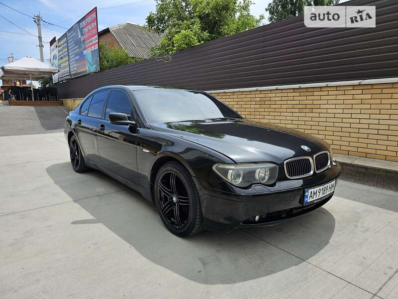 2004 bmw 745i