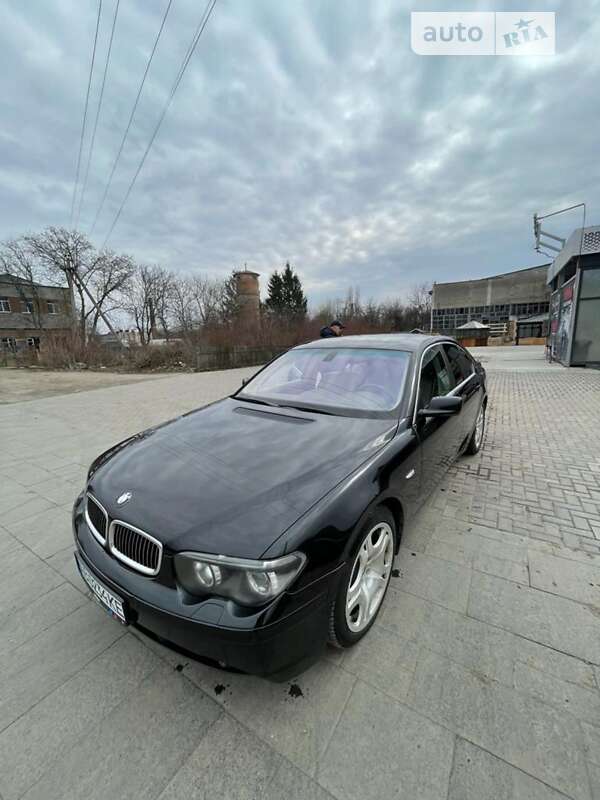 2003 bmw 745i