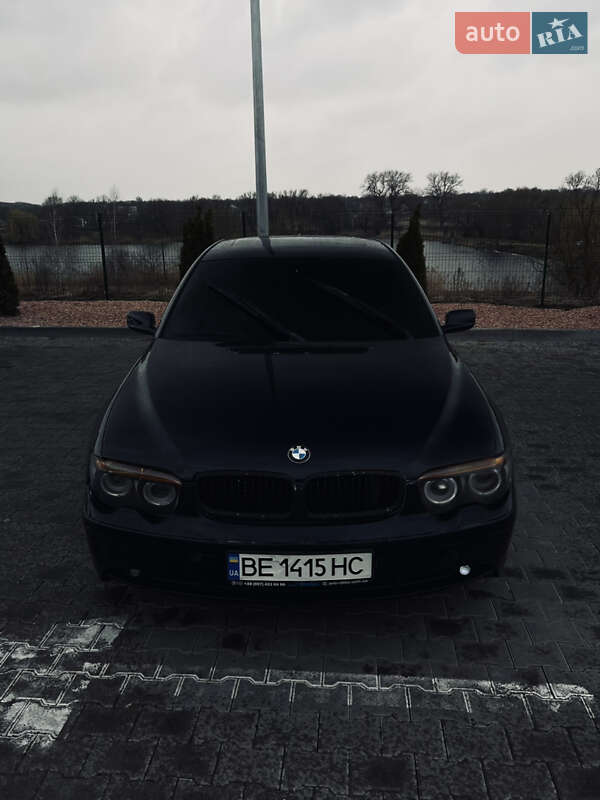 2003 bmw 745i