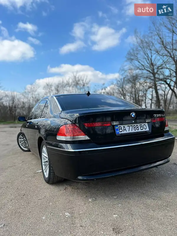 2004 bmw 735i