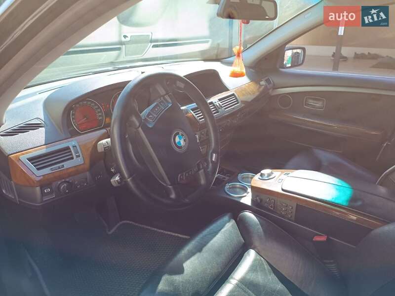 2003 bmw 745-li