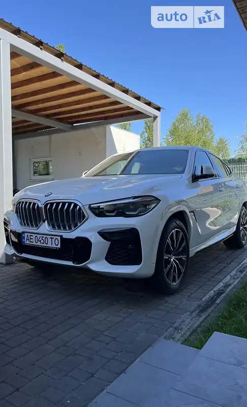 2022 bmw x6