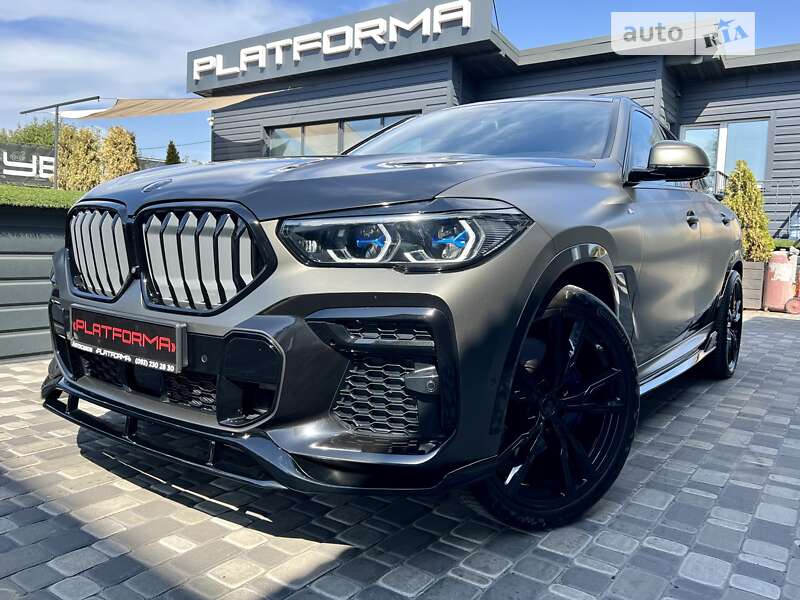 2022 bmw x6 m50d