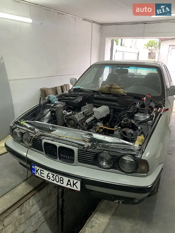 1990 bmw 524