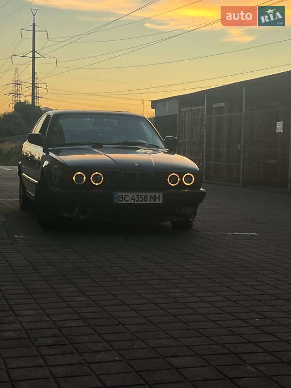 1989 bmw 520