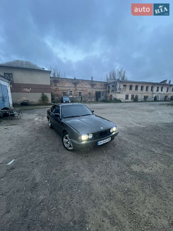 1989 bmw 520