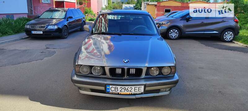 1990 bmw 520
