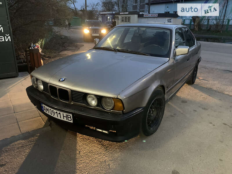 1990 bmw 520