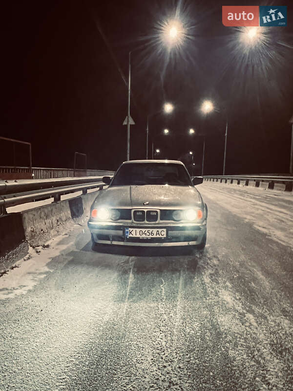 1990 bmw 520i