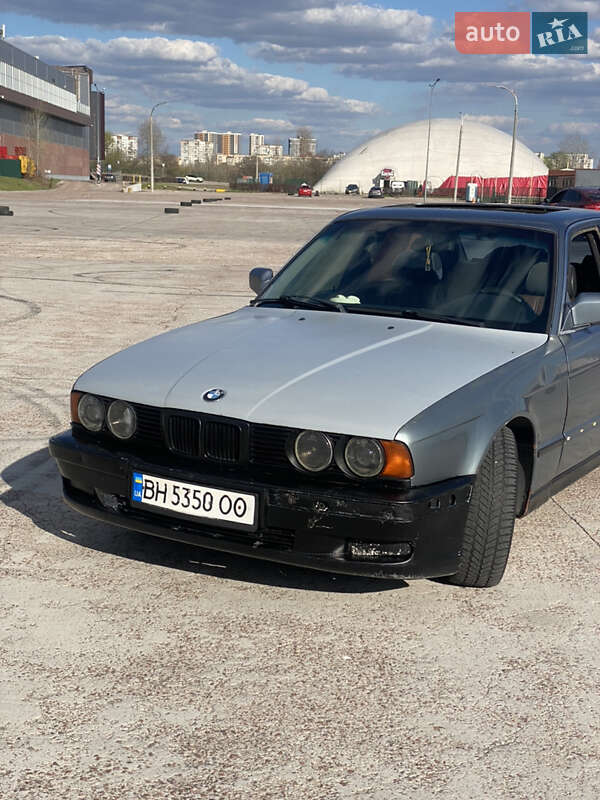 1989 bmw 520i
