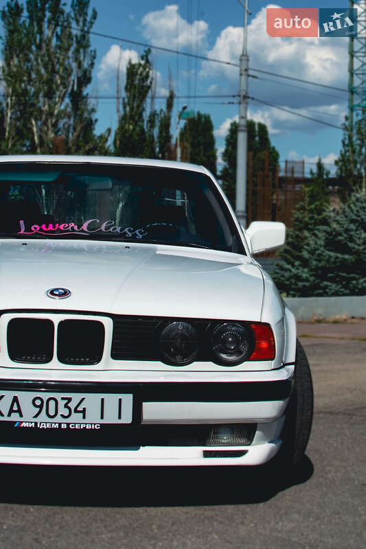 1990 bmw 520i