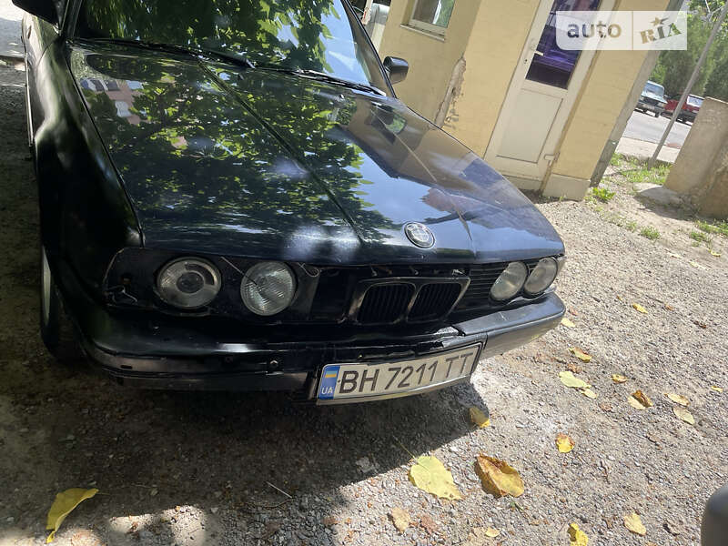 1990 bmw 520