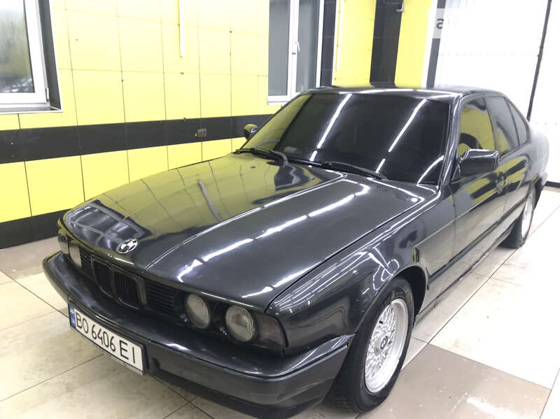 1990 bmw 520