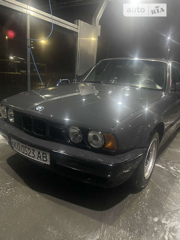 1990 bmw 520