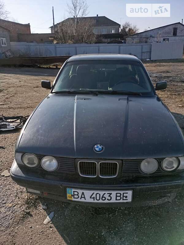 1990 bmw 520i